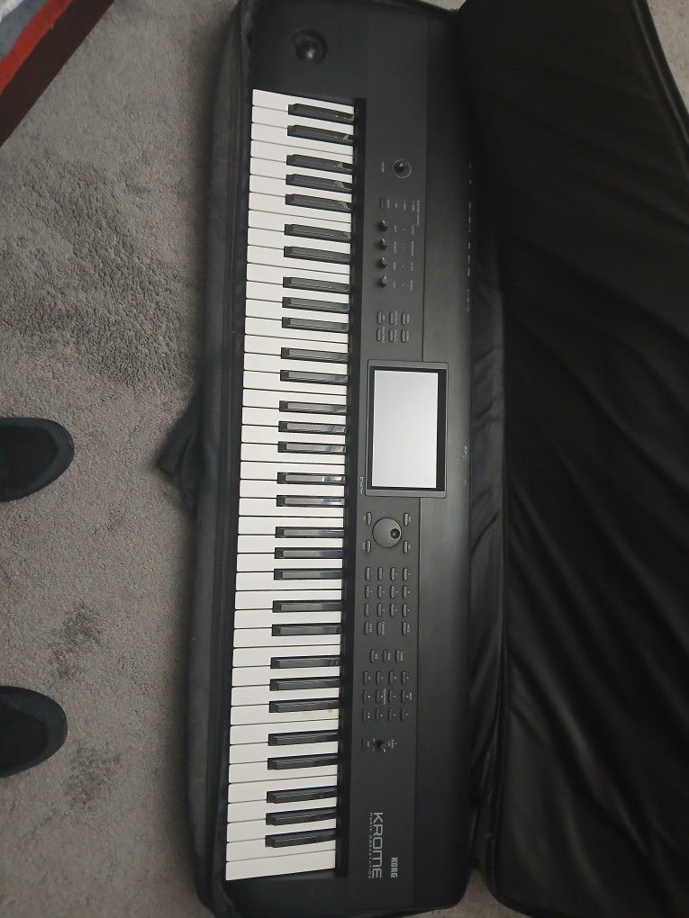 Korg Keyboard 