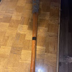 Lucile Baseball Bat The Walking Dead Prop Negan Costume Barbed Wire Accessory