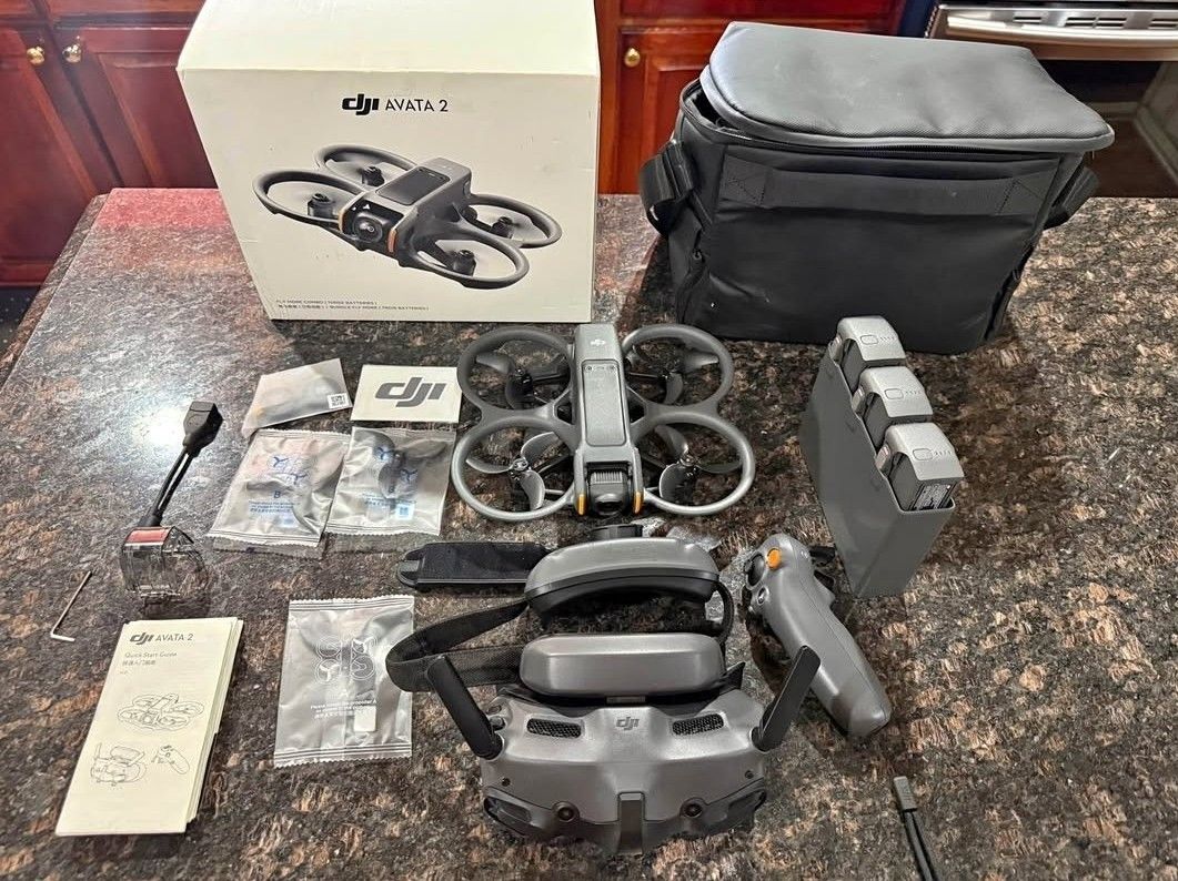 DJI Avata 2 Fly More Combo
