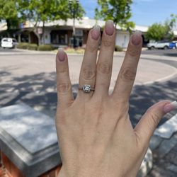 14K Gold Natural Diamonds Ring Promise Engagement Wedding Cocktail 