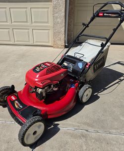 Toro Self-propelled Lawnmower