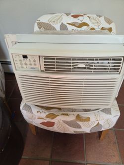 Window AC unit