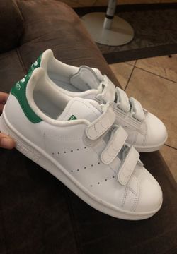 Adidas size 5YYJ!