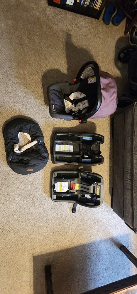Graco Infant Car Seat And Stroller