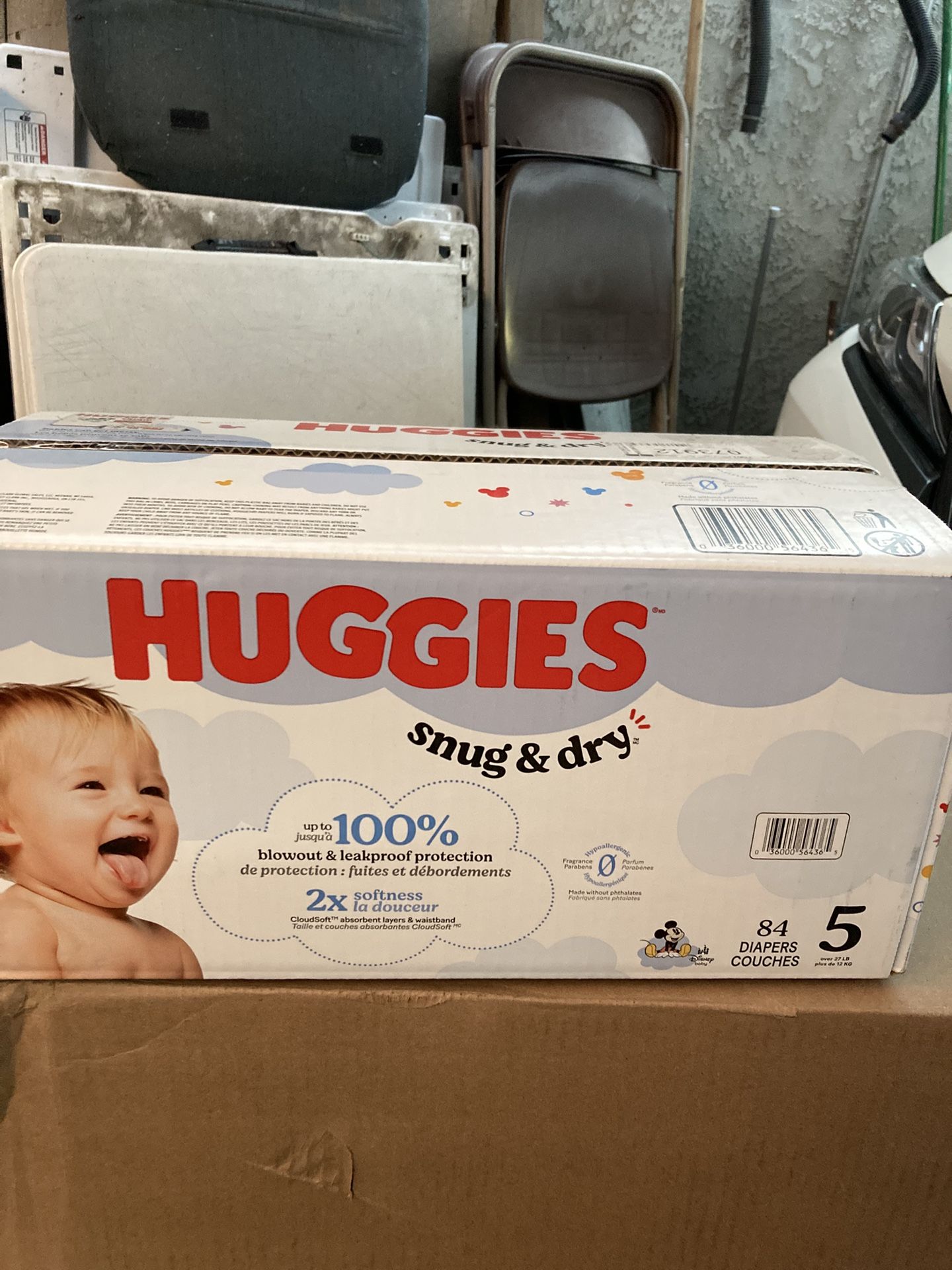 HUGGIES   SIZE   5      84    pañales