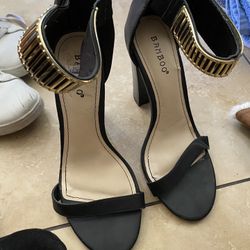 Bamboo Fashion Show Heels Size 7.5