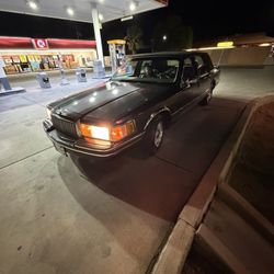 1993 Lincoln Town Car on offerup