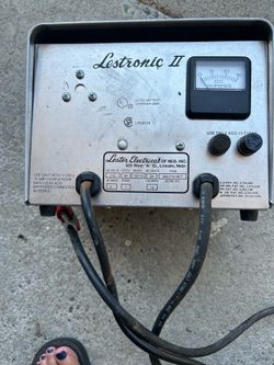 Lester Electrical Lestronic II Battery Charger