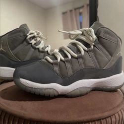Jordan 11 Cool Grey 