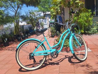 Schwinn woman's beach cruiser largo 7 size 26