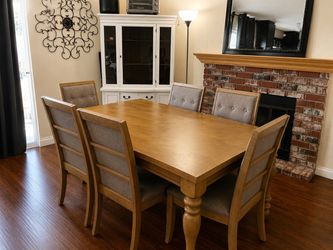 Dinning table