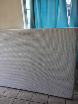 Full size mattress