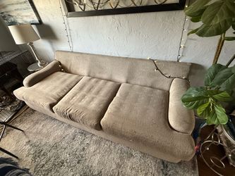 Free couch!!