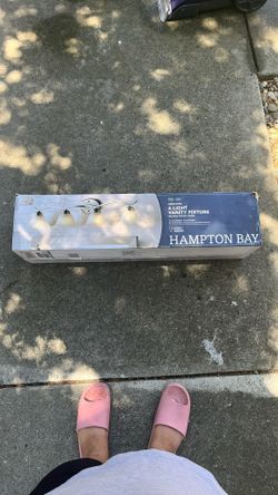 New Hampton Bay 4 Light Vanity Fixture