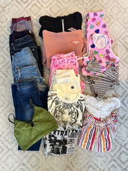 Girls clothing lot size 12-14 - H&M, Gym Shark, cat, and Jack, Jack surfboards and more