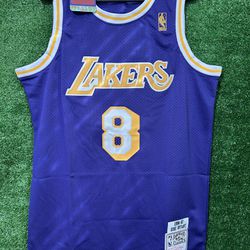 KOBE BRYANT LOS ANGELES LAKERS MITCHELL & NESS JERSEY BRAND NEW WITH TAGS SIZES MEDIUM AND XL AVAILABLE