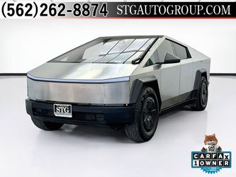 2025 Tesla Cybertruck