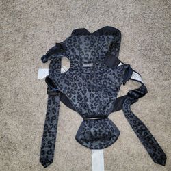 Baby Bjorn Carrier 