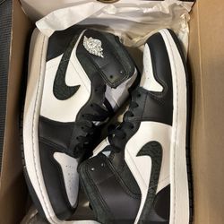 Nike Air Jordan 1 Mid
