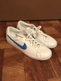 Men’s Nike shoes