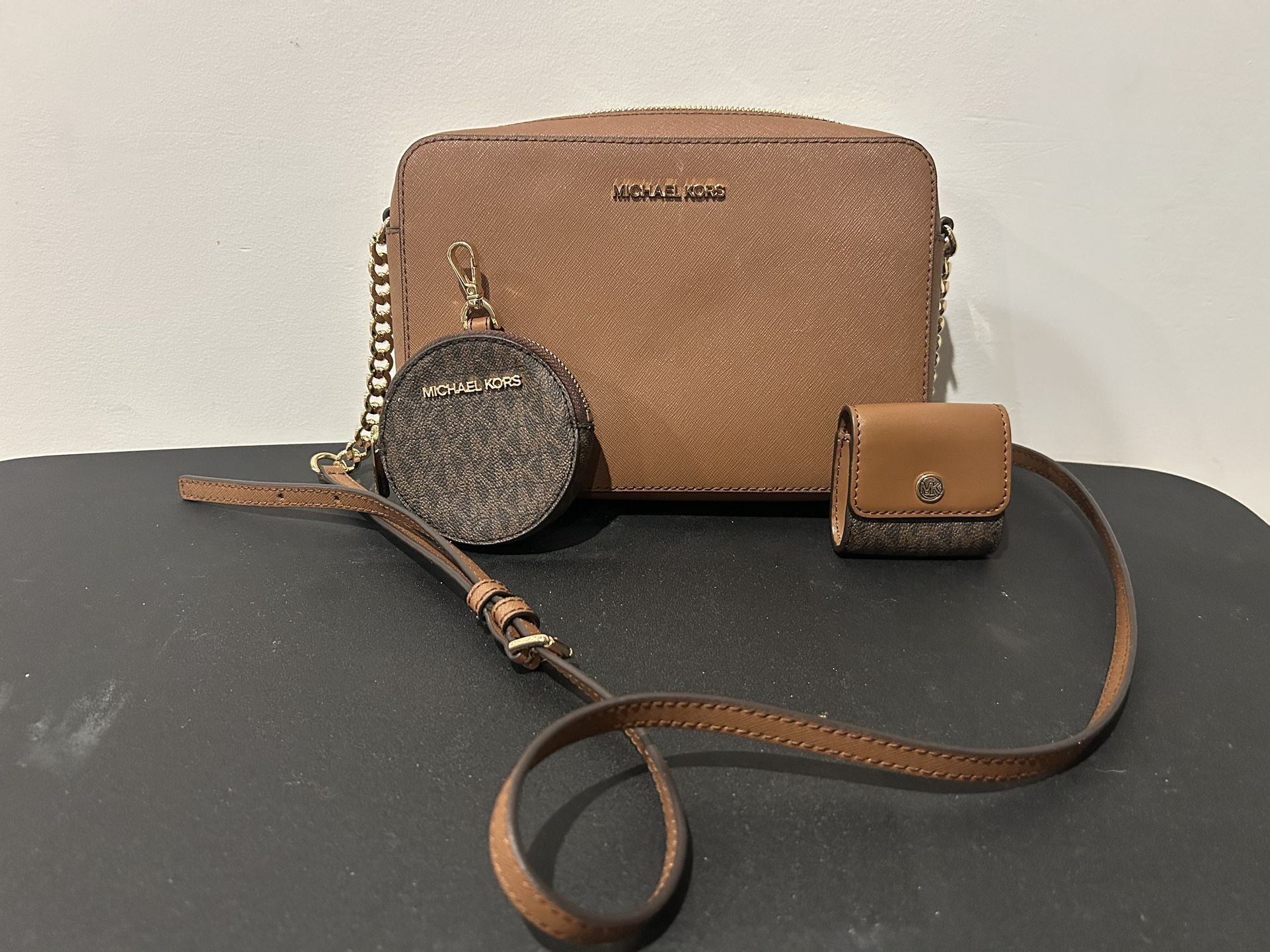 Michael Kors Jet Set Crossbody Bag 