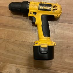 DeWalt 3/8” Cordless Drill 
