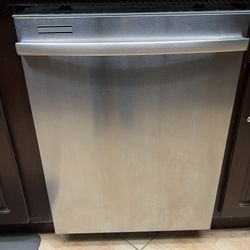 Whirlpool Dishwasher 