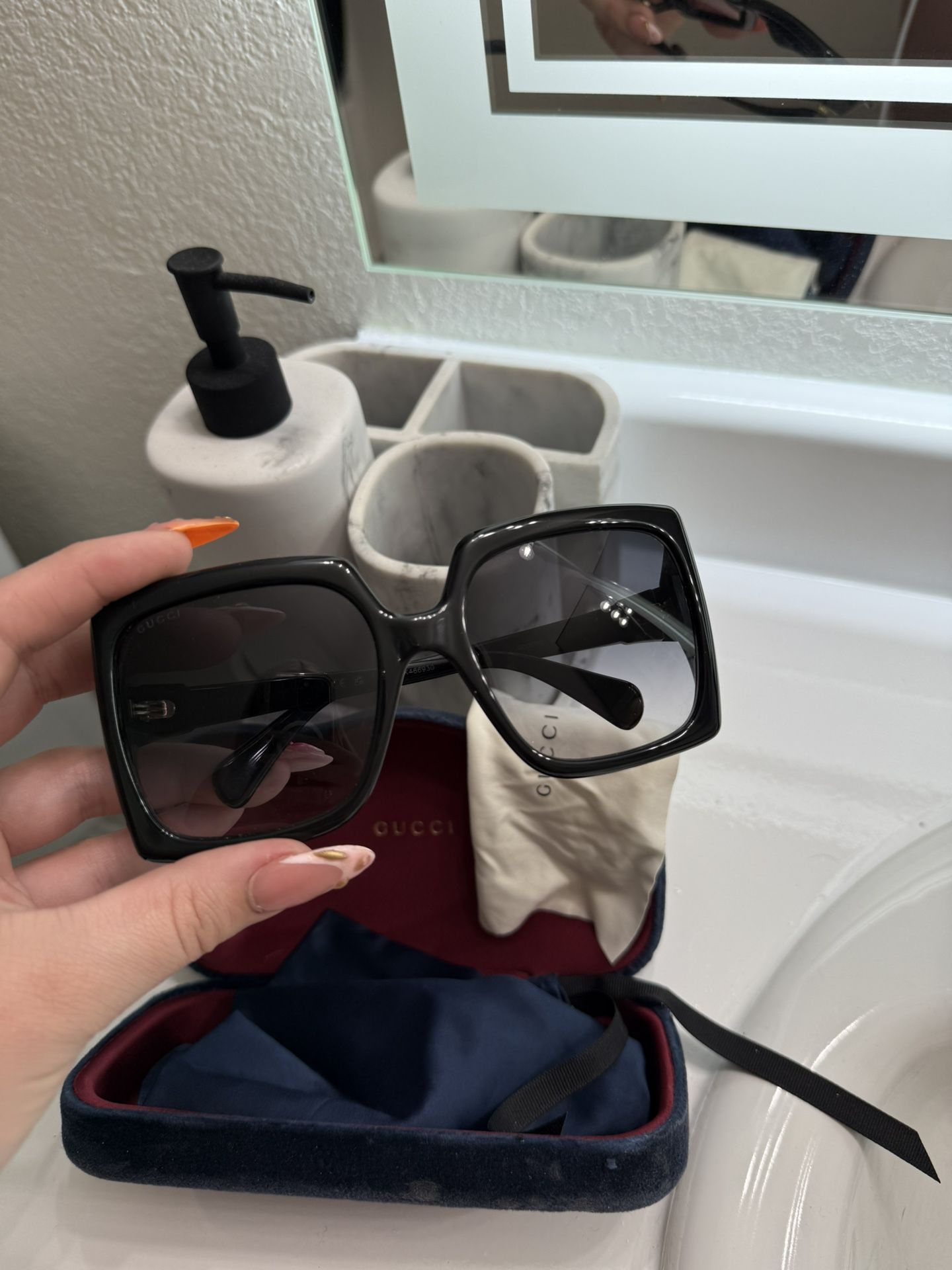 Gucci Sunglasses 