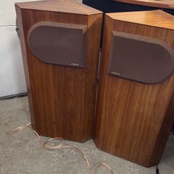 Bose 401 Speakers