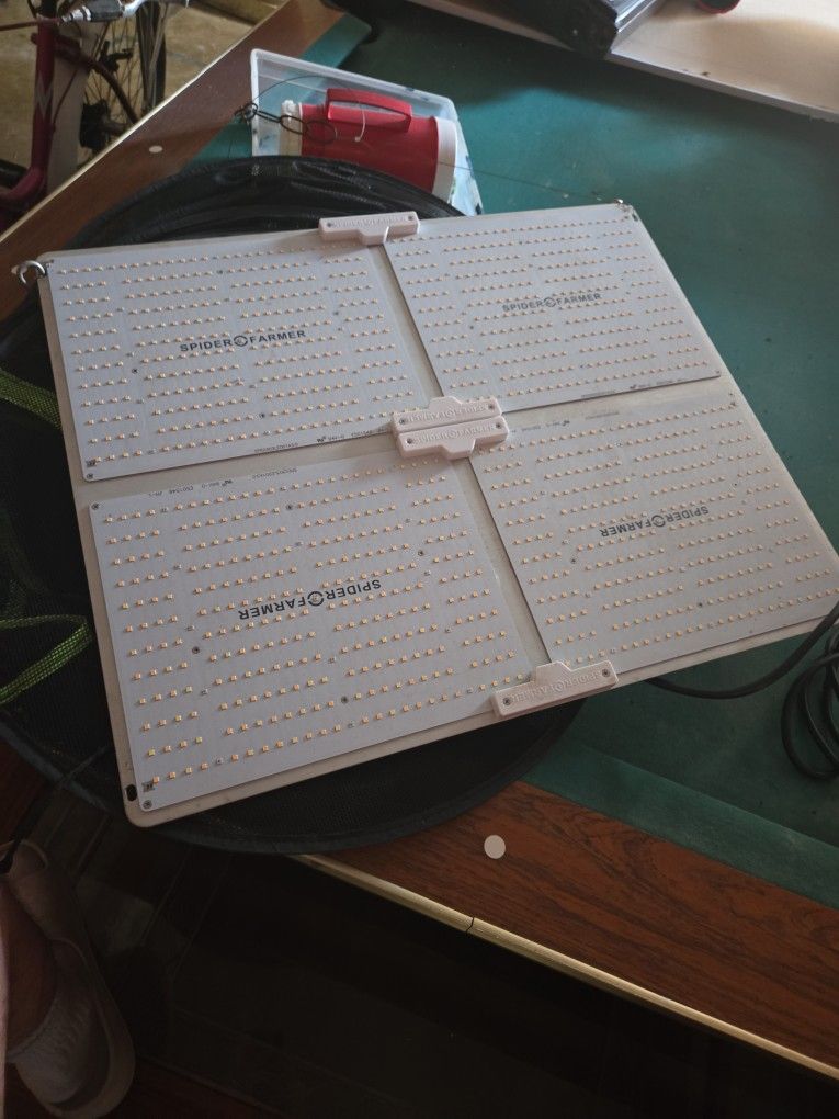 Spider Farmer Grow Light