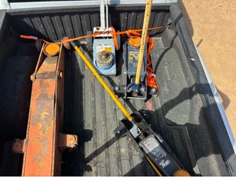 Lot of Floor Jacks industrial