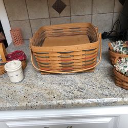 Longaberger Small Picnic/cake Basket.  