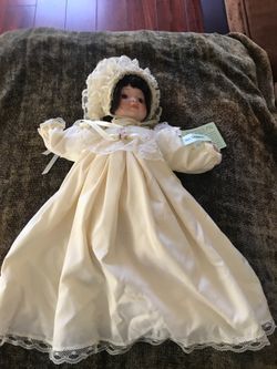 VINTAGE DYNASTY DOLL COLLECTION