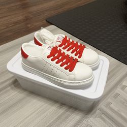 Vintage Havana White Sneakers with Red Accents
