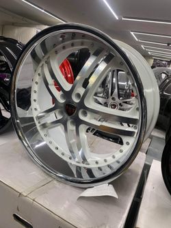 New 22x10 M6 rims and tires. $0 Down To Ride Today #NoCreditNeeded Ulohos 2940 N Keystone Mon-Sat 10-6pm
