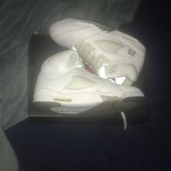 Jordan 5 Metallic White (2015)