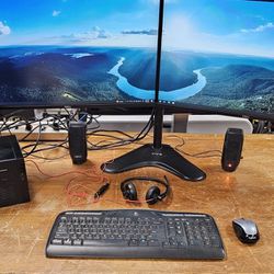 Dell Custom Gamer PC With Dual Monitors