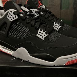 Jordan 4 Retro