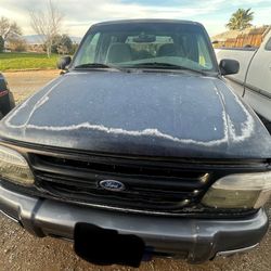 2001 Ford Explorer