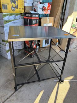 TABLE. METALICA  NEW
