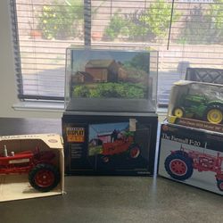 Vintage Tractor Toys Collectibles 