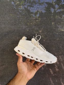 On Running Cloudnova Casual Shoes Triple White