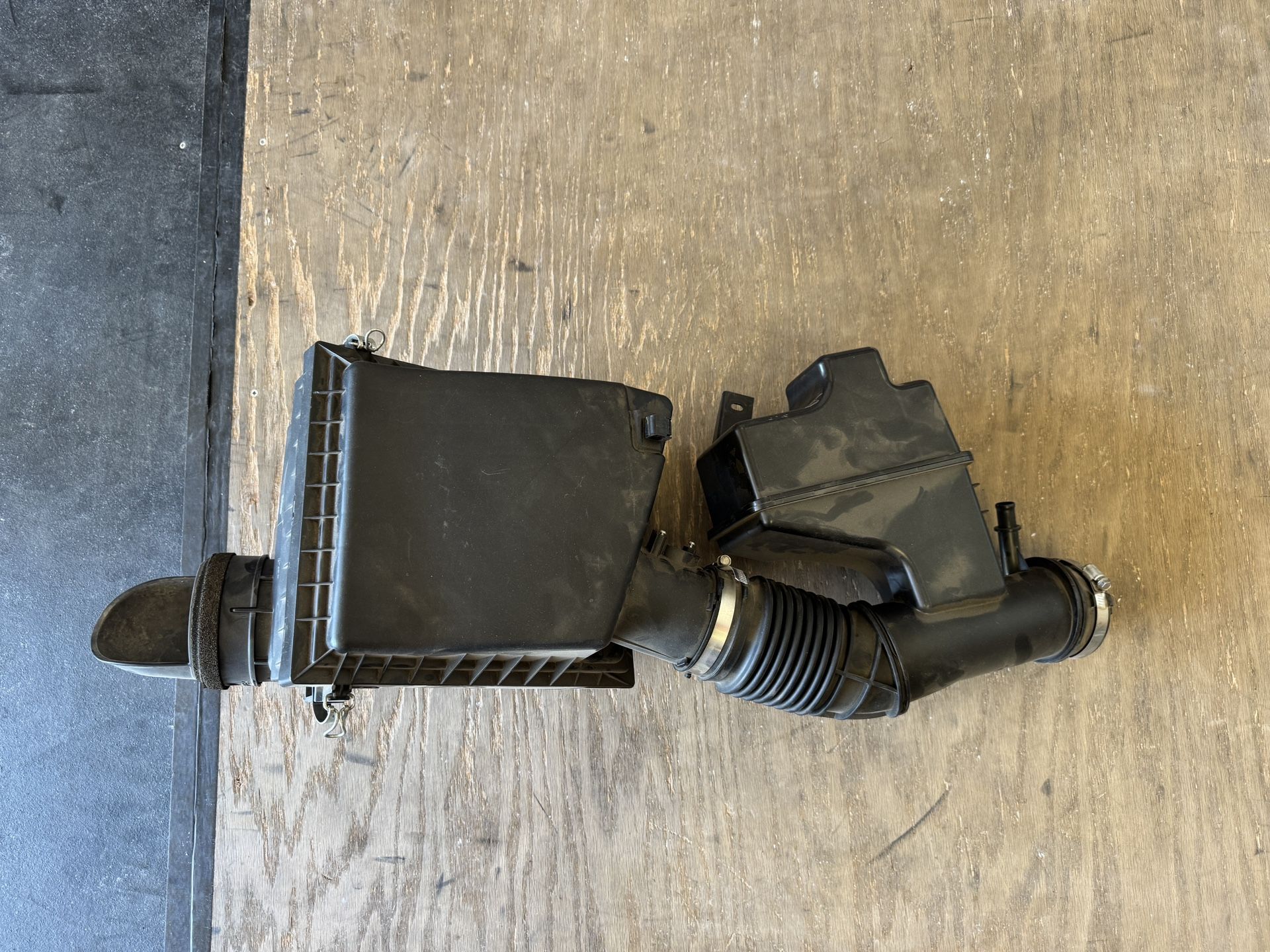 OEM Air Cleaner 3rd gen Tacoma