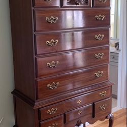 Thomasville Queen Anne Wood Highboy Chest 