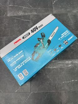 Makita XGT 18 in. 40V max Brushless Electric Cordless Battery Chainsaw Kit (5.0Ah)