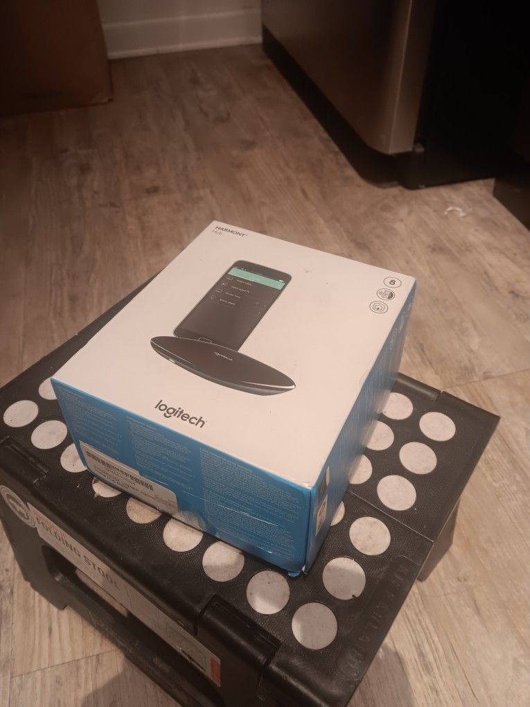 LOGITECH HARMONY HUB (contact info removed)38 Smartphone Home Control! NEW! NOB