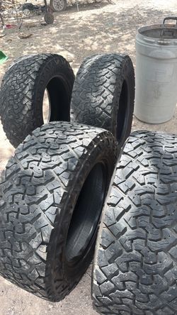Venom tires