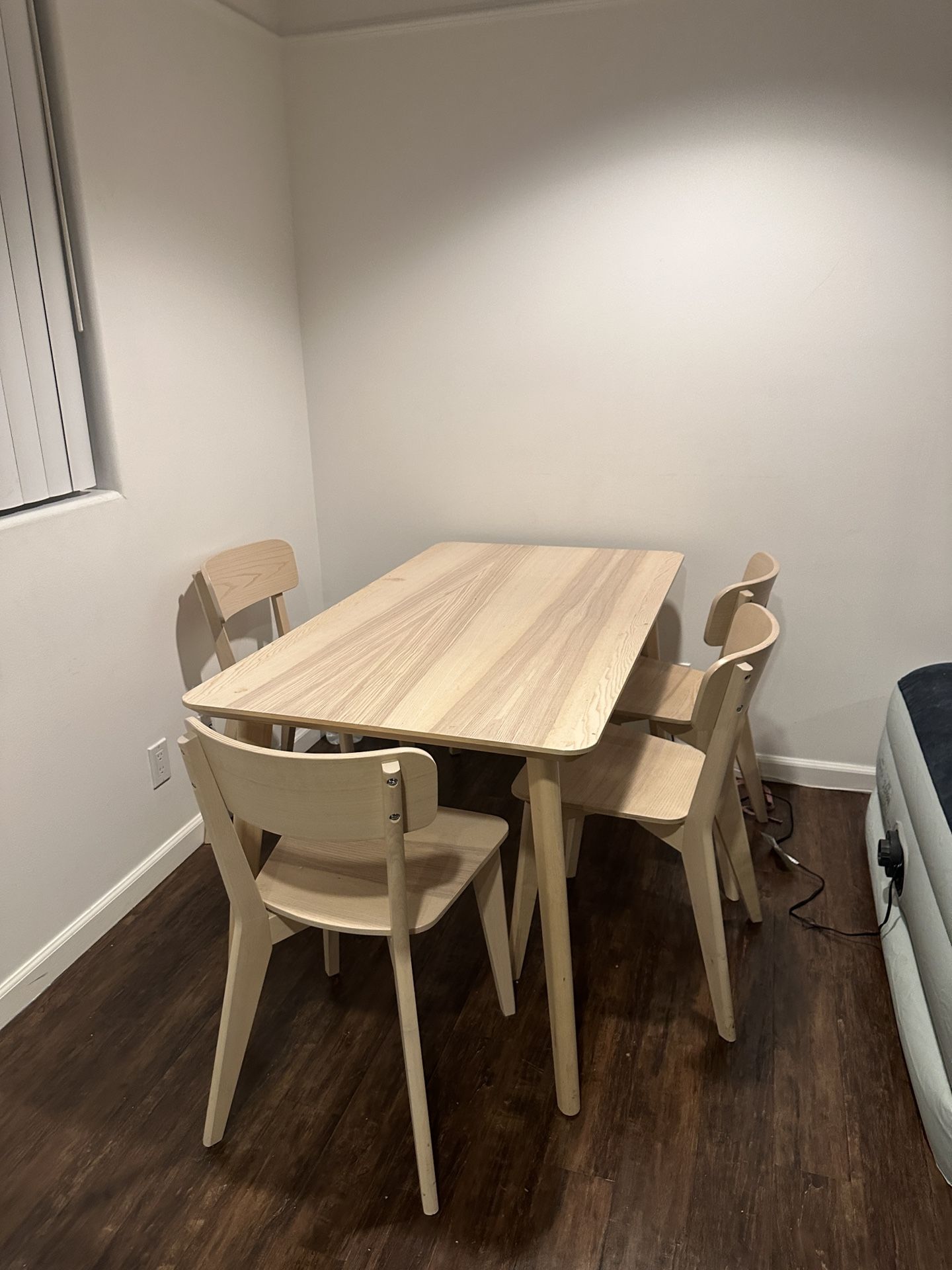 Ikea Lisabo Table And 4 Chairs