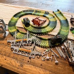 Dino Track Buildable Track With Dino Cars 