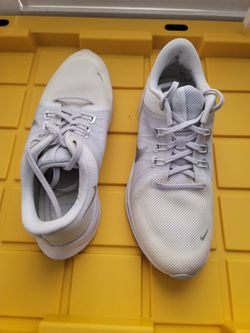 Women's Size 10 White Nike Shoes